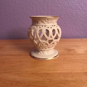 Candle holder